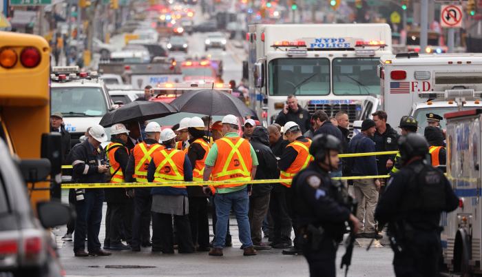 Tiroteo en el metro de Nueva York deja varios heridos￼