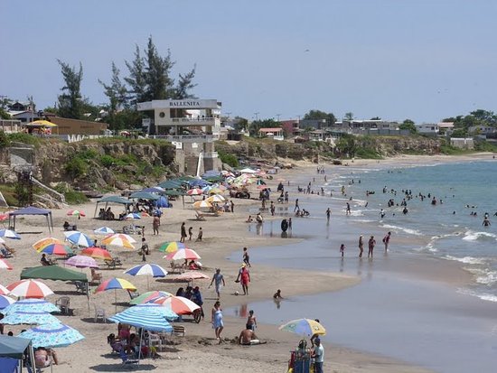 En balnearios de Santa Elena hay promociones y descuentos para atraer turistas por Semana Santa; se espera la llegada de más de 100.000 visitantes