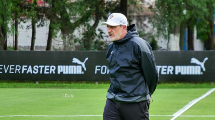 El entrenador de Liga de Quito Pablo Marini renunció a su cargo. ￼