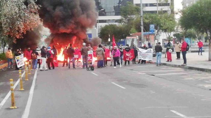 La av. Amazonas cerrada por manifestación social este miércoles 11 de mayo￼