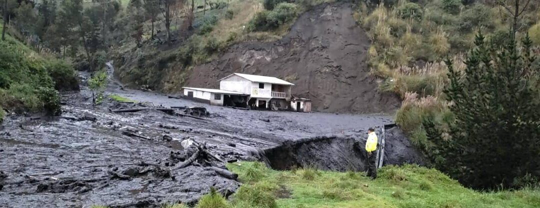 Dos fallecidos por deslizamientos en comunidades de Chimborazo y Cañar