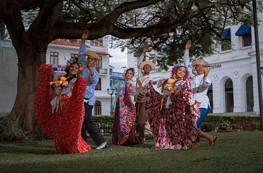 Esta son las actividades culturales con las que se celebra a la perla del pacifico, fiesta de Guayaquil