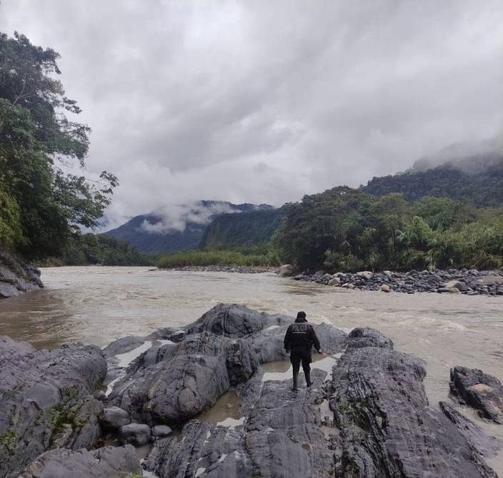 Mujer y su hijo cayeron al río Verde, en sector de la isla del Pailón del Diablo; organismos de socorro activaron búsqueda