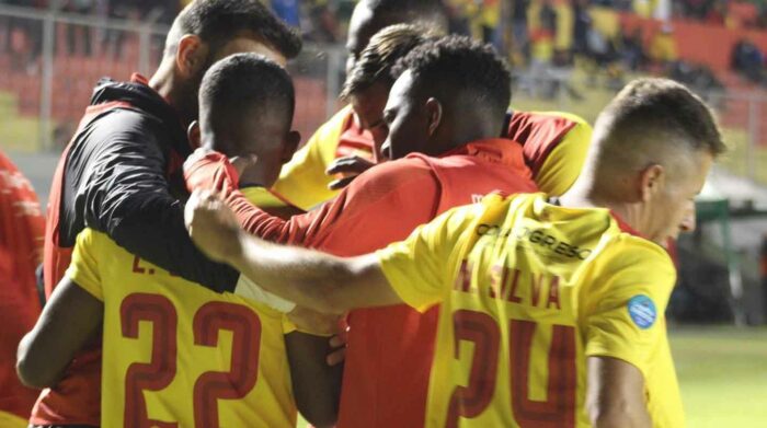 Jugadores de Aucas enviaron mensaje a la hinchada