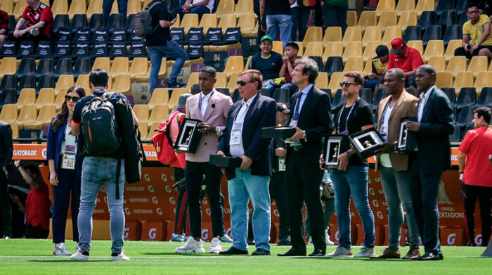 Conmebol homenajeó a goleadores ecuatorianos en la final de la Copa Libertadores