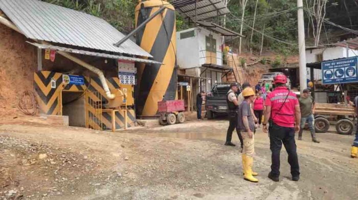 Mineros están atrapados en túnel de Zaruma