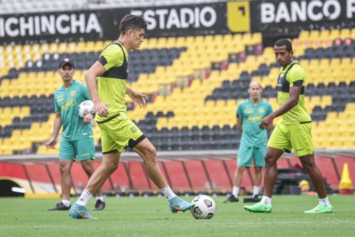 Barcelona alista su partido y tiene la alineación para la final ante Aucas