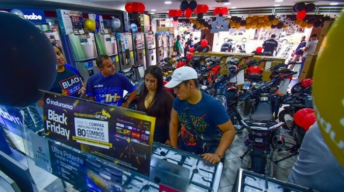 Guayaquil registra animada jornada de compras por Black Weekend