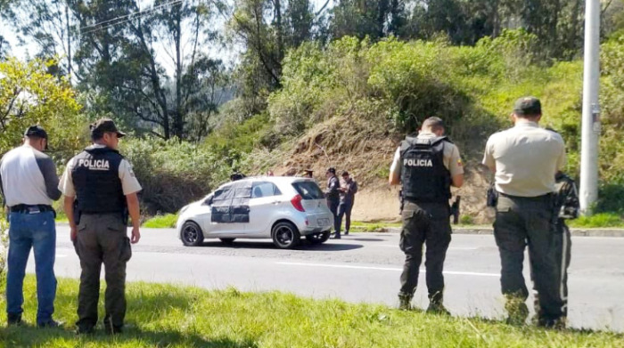 Muerte violenta de conductor en av. Simón Bolívar, en Quito
