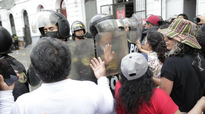 Las protestas en Perú dejan 23 muertos durante 14 días en estado de emergencia