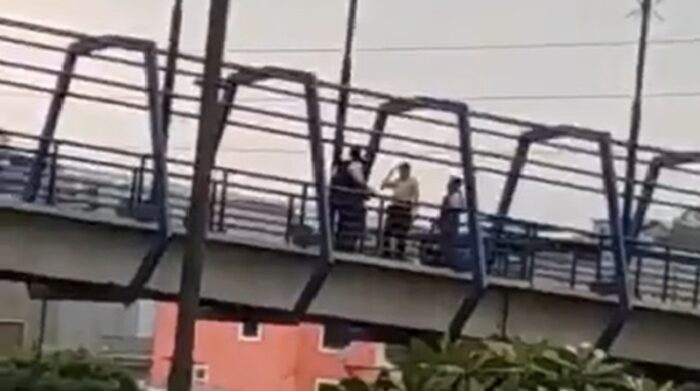 Una cabeza humana fue hallada en puente peatonal en Guayaquil