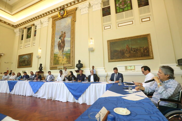 Presidente se reunió con gobernadores para fortalecer la institucionalidad