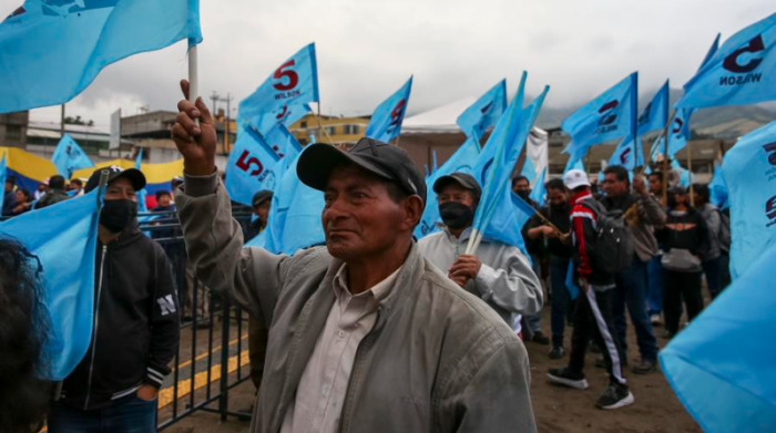 Entre conciertos y regalos se dio el cierre de campaña de las elecciones seccionales