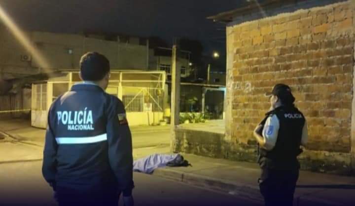 Policia neutraliza a sujetos que asesinaron a una niña en el norte de Guayaquil