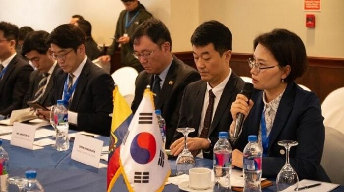 Ecuador inicia su posible última ronda de negociación con Corea del Sur