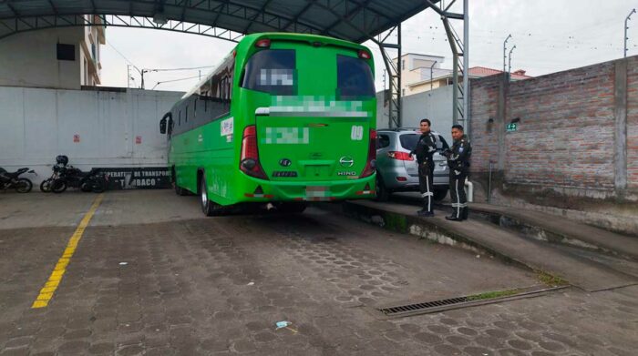 Bus que presuntamente atropelló a Santiago Gangotena fue localizado