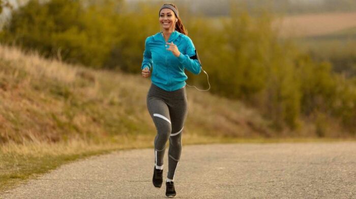 Estudio sugiere que salir a correr a diario provocaría problemas de salud