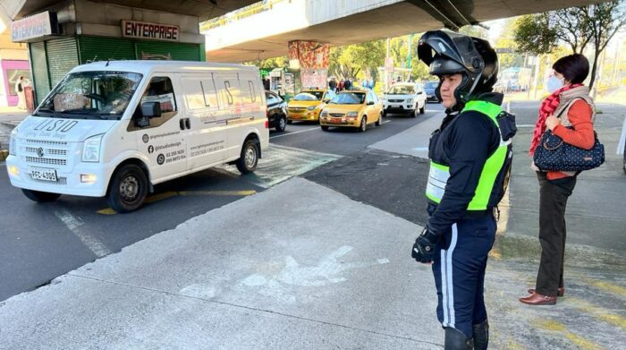 Tres causas para no completar la matriculación en línea en Quito