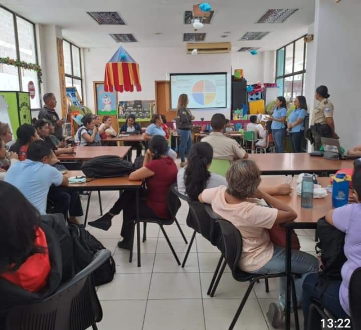 El Plan Nacional “Escuela Segura”, se sigue replicando en toda la Zona 8