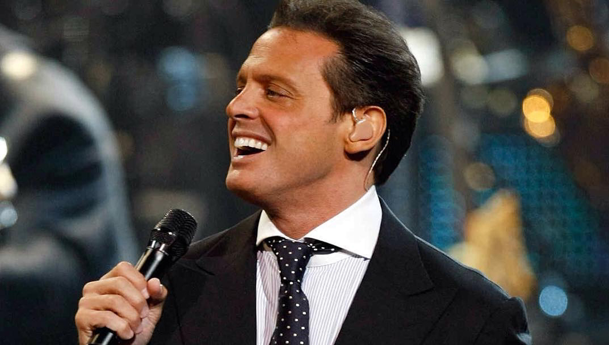 Luis Miguel intenta recuperar el encanto de su cabellera y se trata en la clínica capilar del ex de Paloma Cuevas