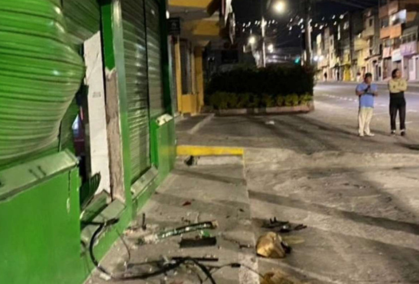 Detonaron un explosivo para robar una farmacia en Cumbayá