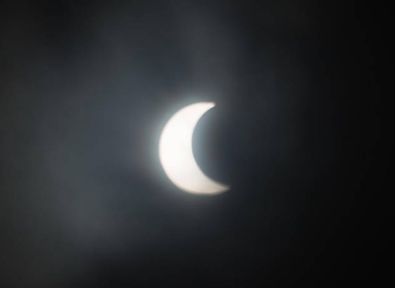 Eclipse solar se captó desde Ecuador