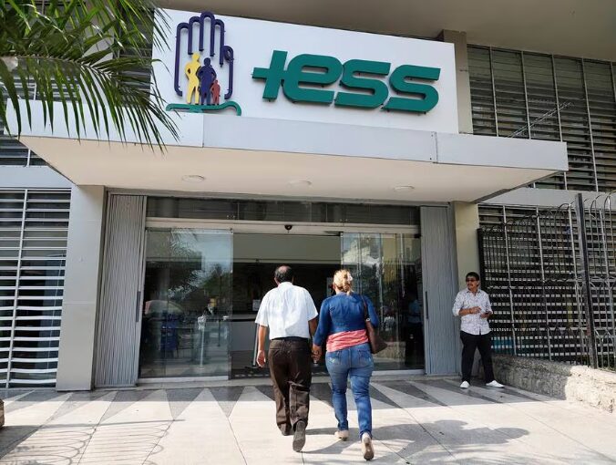 IESS tiene 34.000 funcionarios en nómina y anuncia acciones de optimización de personal