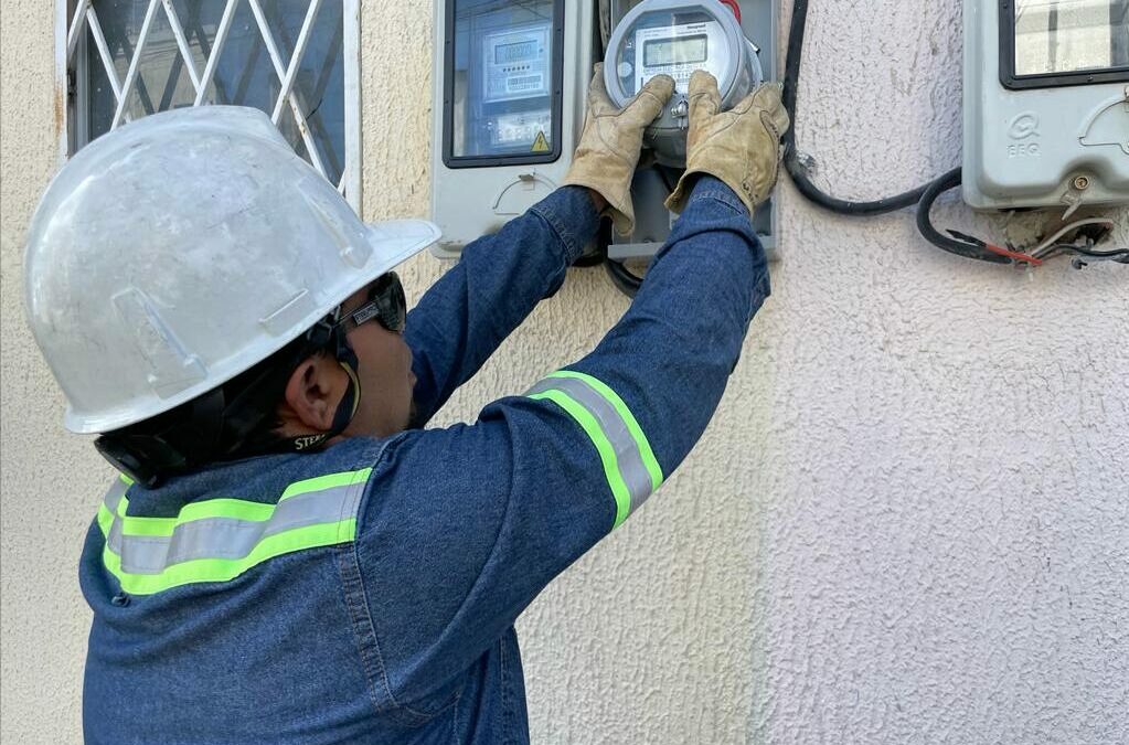 Ministerio de Energía deberá viabilizar la reducción del 50% en la planilla de luz