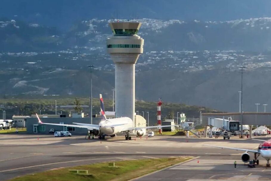 Aeropuerto de Quito inauguró la nueva ruta a Punta Cana