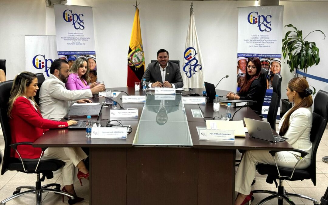 Se integraron dos nuevos vocales al Pleno del Cpccs y esperan a uno más