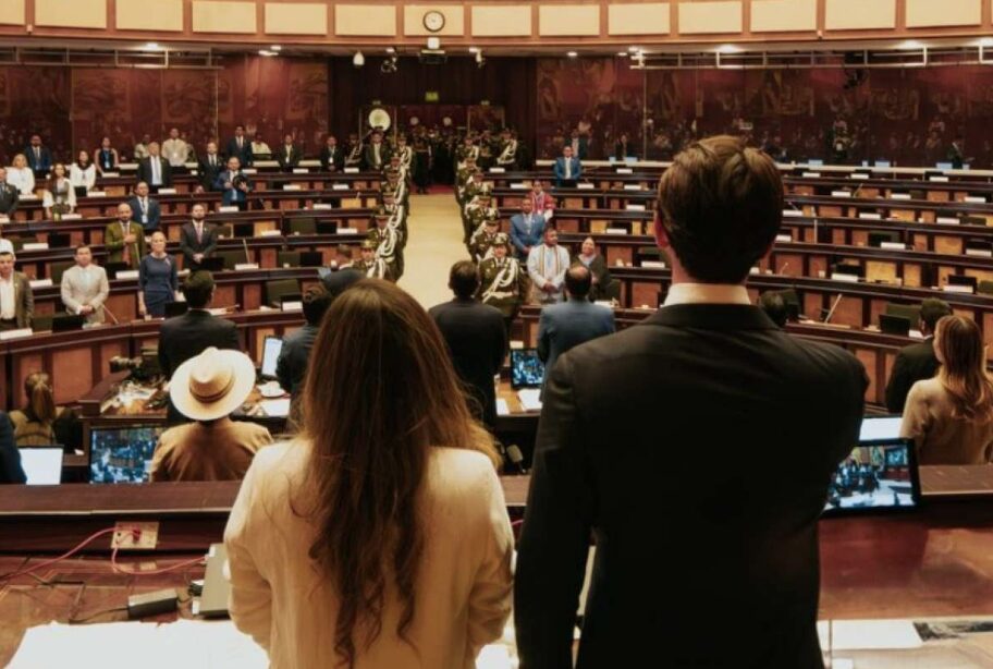 Niels Olsen dispone multas a asambleístas que lleguen tarde o falten a las sesiones plenarias