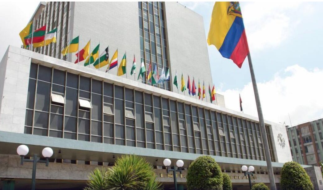La economía de Ecuador ha iniciado un periodo de recuperación, afirma el Banco Central