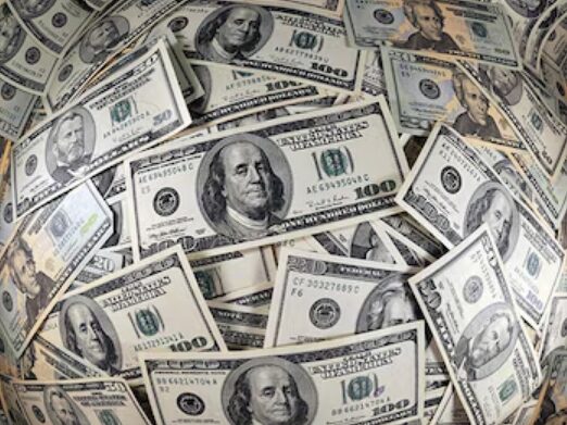 Riesgo país registra su nivel más bajo desde 2022