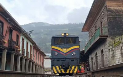 El tren vuelve: inicia fase de pruebas de la ruta turística Nariz del Diablo en Alausí