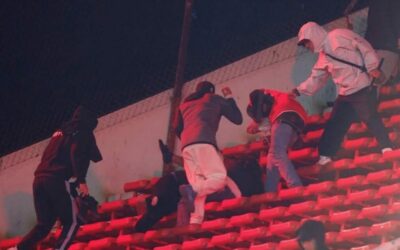 El partido entre Independiente de Avellaneda y Universidad de Chile se suspende por incidentes en las tribunas