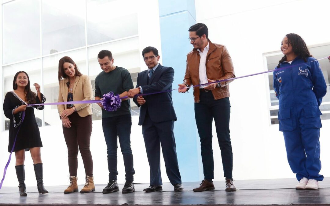 Presidente Noboa inaugura edificio de Ciencias en la ESPOCH