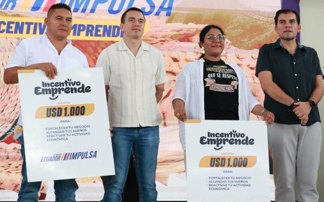 El Oro: Noboa entregó 2.000 bonos Incentivo Emprende