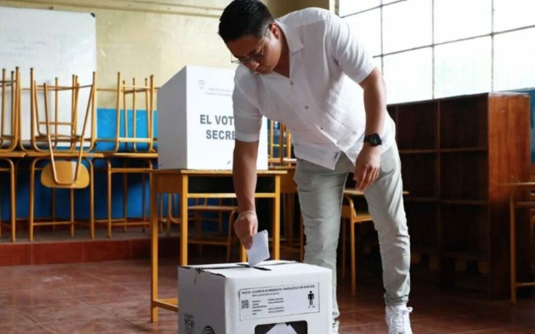 CNE agrega una cuarta pregunta al referéndum del 16 de noviembre