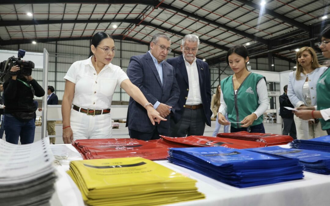 CNE reporta 73% de avance en la integración de paquetes electorales para el Referéndum y Consulta Popular 2025