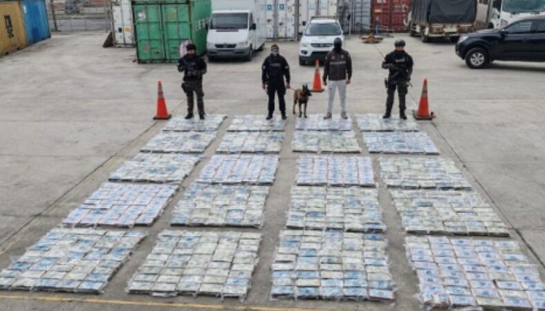 El 70% del suministro mundial de droga fluye por Ecuador, según reportaje de The New York Times