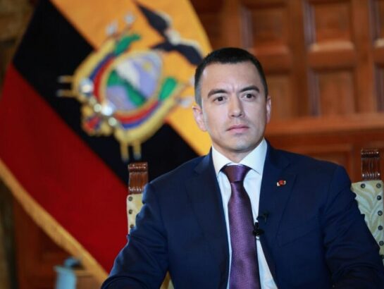 Asamblea aprueba licencia de Daniel Noboa del 1 al 18 de enero de 2026