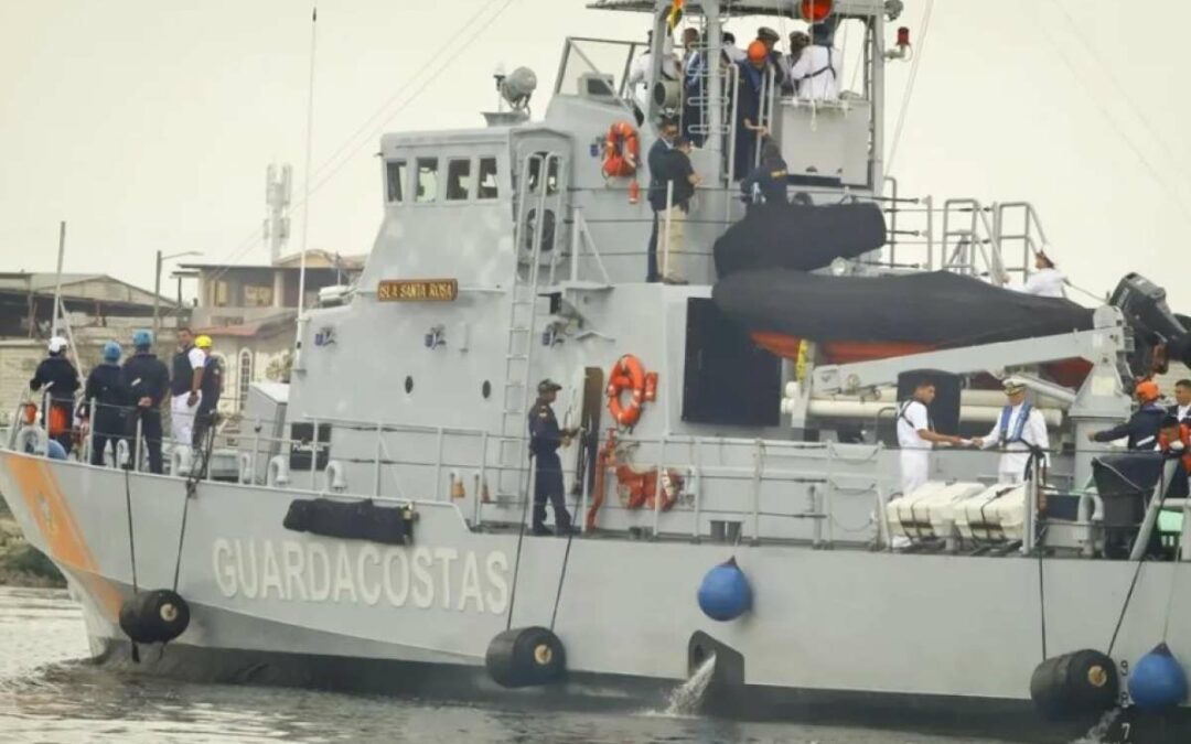 Estados Unidos cede una lancha guardacostas a Ecuador