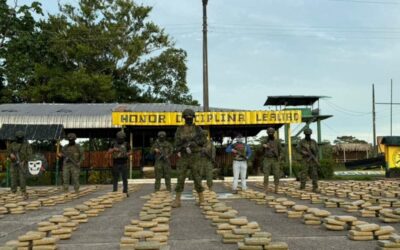 Ejército decomisa más de dos toneladas de droga en Sucumbíos