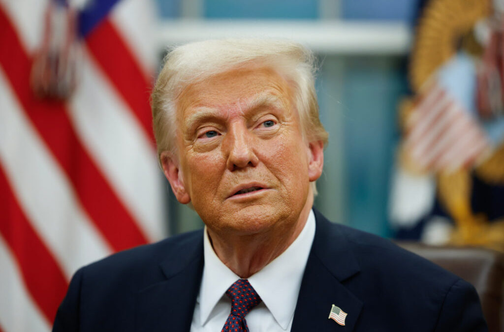 ¿Trump estará en los billetes de un dólar?