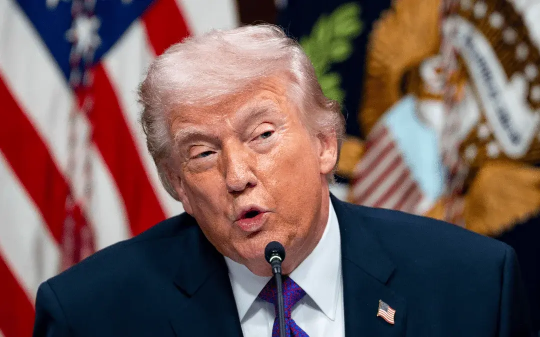 Trump amenaza con golpear «20 veces más fuerte» a Irán si bloquea petróleo en Ormuz