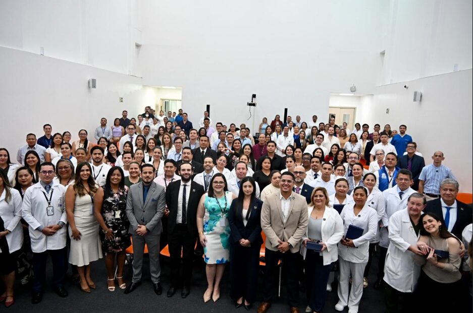 Hospital Los Ceibos celebra 9 años de servicio a la comunidad