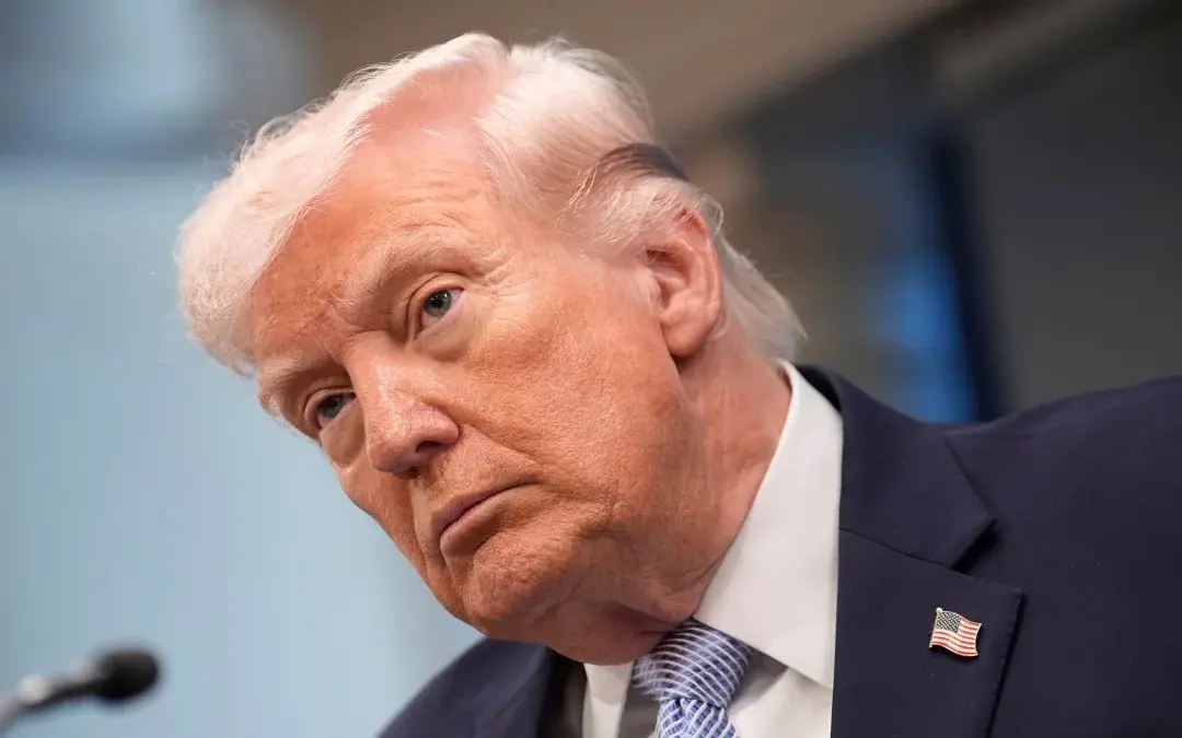 Trump dice que está preparado para lanzar un duro ataque contra Irán si fracasa diálogo