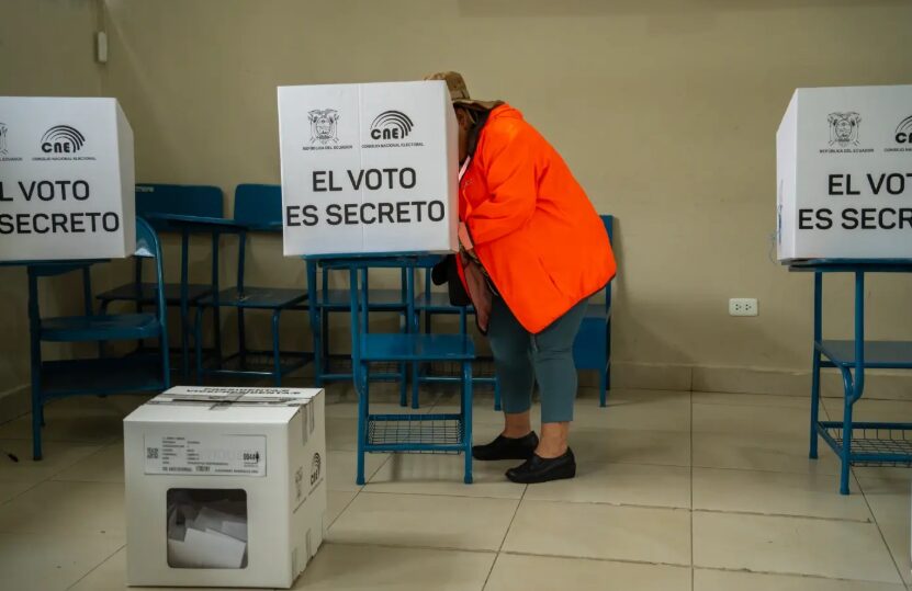 CNE convoca a las elecciones seccionales y del CPCCS para el 29 de noviembre