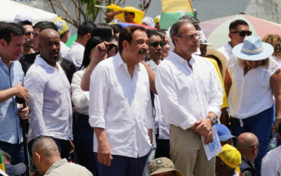 Andrés Roche inscribió su candidatura a la Alcaldía de Guayaquil por el Partido Social Cristiano