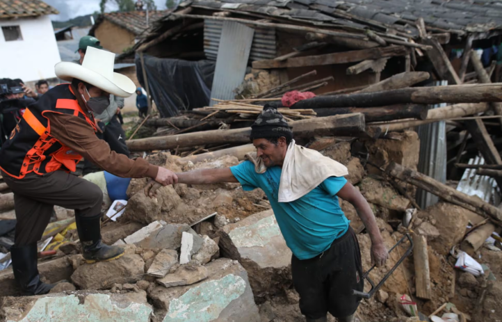 Gobierno de Perú declaró en emergencia cinco distritos afectados por el terremoto del pasado jueves